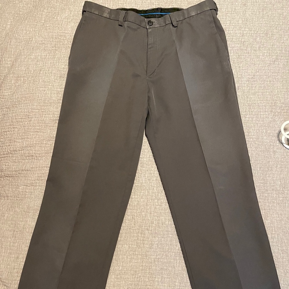 Men’s dress pants yes